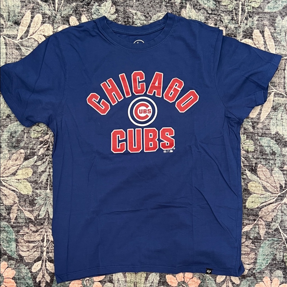 47 Brand Women’s Chicago Cubs Blue Tee LARGE